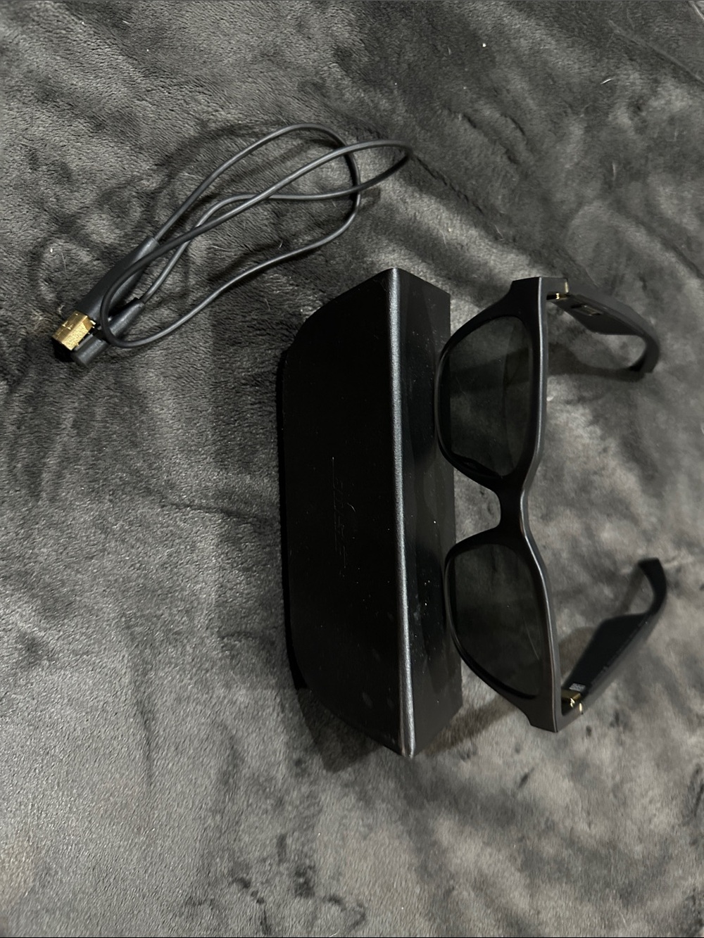 Bose Black AR Glasses with Cable and Case
